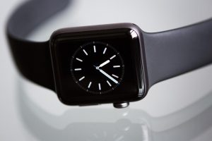 Zwarte Apple Watch band met klassieke en elegante uitstraling voor professioneel en casual gebruik